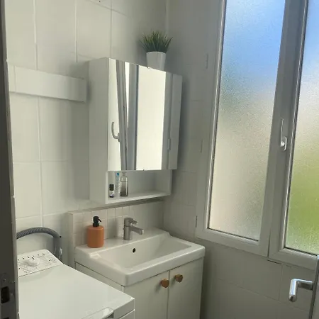 Au Coeur De Montmartre Apartment *